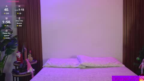 Calypso and Kayla online show from December 22, 1:13 am