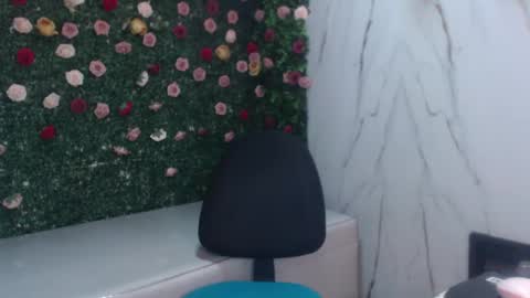 cam_xman online show from May 1, 1:21 am