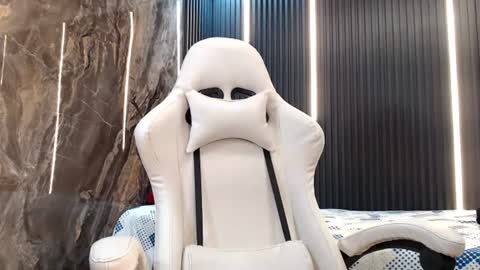 cam_xman online show from July 18, 2:43 pm