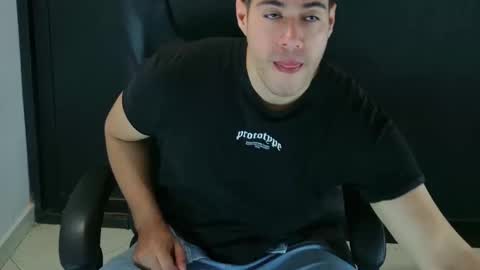 camara110 online show from January 29, 3:33 am