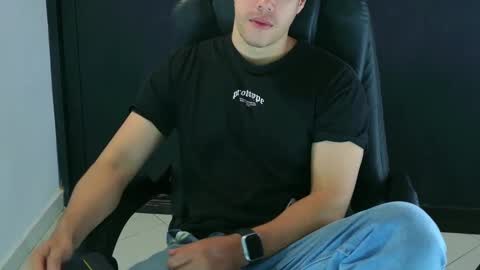 camara110 online show from January 30, 2:16 am