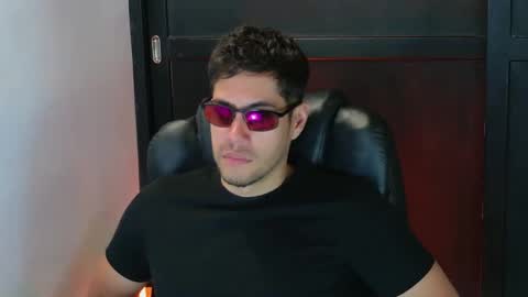 camara110 online show from September 24, 3:59 pm