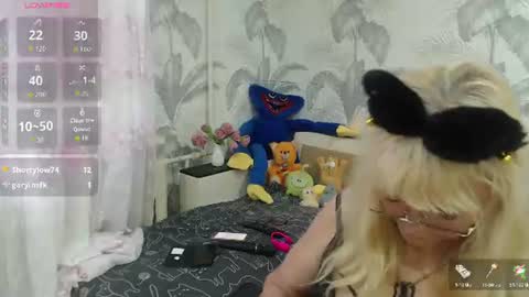 Snapshot of camdiva1 chatting on June 30, 10:05 am CamDiva1 online show from June 30, 10:05 am