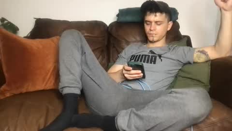 CamDoAttitude online show from January 31, 10:19 pm