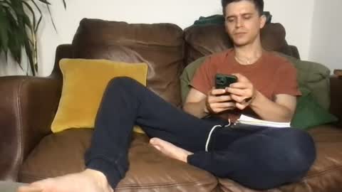 CamDoAttitude online show from August 2, 9:35 pm