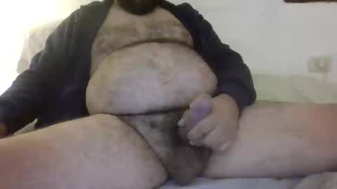 Snapshot of camera008 chatting on March 29, 2:22 am camera008 online show from March 29, 2:22 am