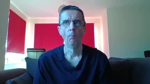 Snapshot of cameraaa chatting on November 17, 2:23 pm cameraaa online show from November 17, 2:23 pm