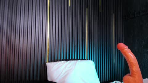 Snapshot of cameron_blake_ chatting on January 22, 5:26 am CAMERON online show from January 22, 5:26 am