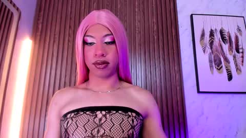 Snapshot of cameron_blake_ chatting on December 14, 3:12 am CAMERON online show from December 14, 3:12 am