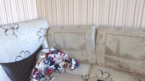 Cameron online show from January 12, 9:40 am