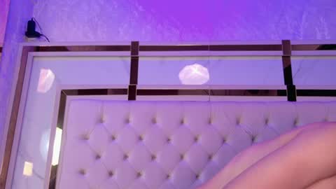 cameron_hearts online show from June 20, 12:19 pm