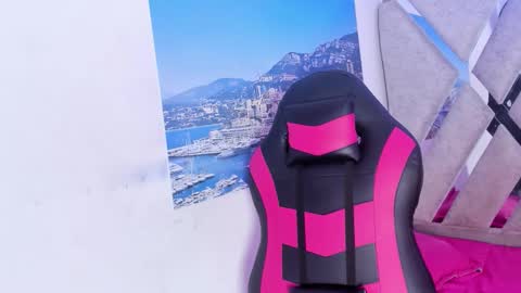 Snapshot of cameron_lux4 chatting on November 21, 1:21 pm CAMERON online show from November 21, 1:21 pm