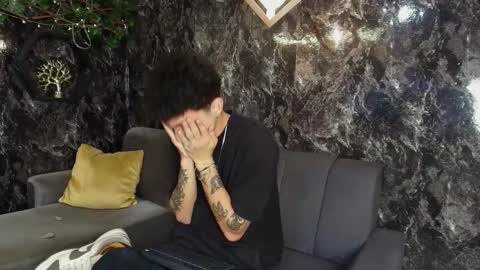 Snapshot of cameron_lux4 chatting on January 10, 12:18 pm CAMERON online show from January 10, 12:18 pm