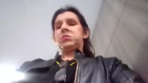 Snapshot of cameron_puppy chatting on March 1, 11:58 pm Mara Catalina Romero Ordez online show from March 1, 11:58 pm