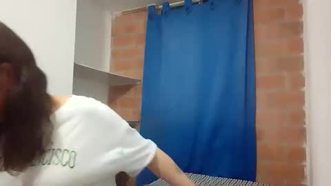 Snapshot of cameron_puppy chatting on November 12, 2:12 am Mara Catalina Romero Ordez online show from November 12, 2:12 am