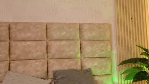 Snapshot of cameroncollinss chatting on May 17, 5:09 pm Cameron online show from May 17, 5:09 pm