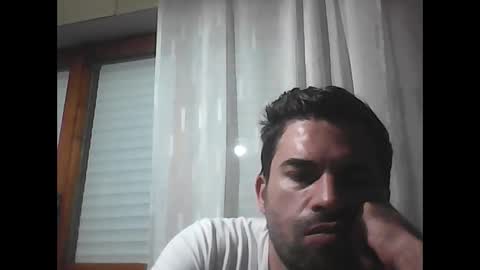 Snapshot of camforfan chatting on November 2, 1:52 am kevintop online show from November 2, 1:52 am