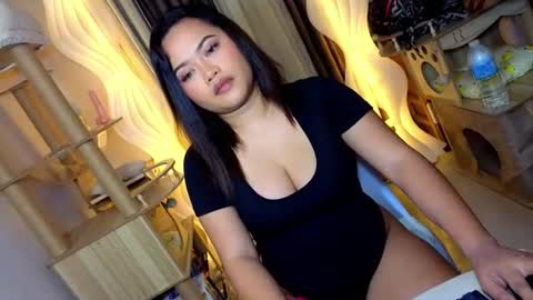 Snapshot of camgirl_jade chatting on July 10, 6:28 am Jade online show from July 10, 6:28 am