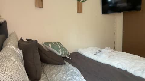 Camila online show from October 17, 5:15 pm