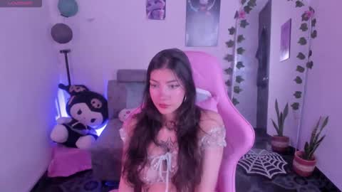 CAMI  online show from October 13, 10:32 pm