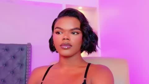 camiestrada online show from September 14, 9:30 am