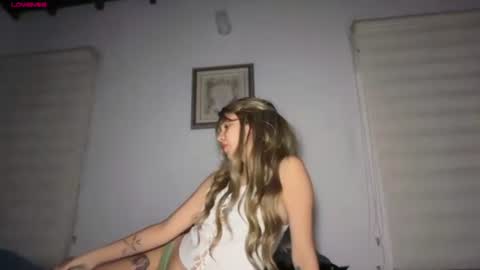 camii19y online show from June 14, 2:24 am