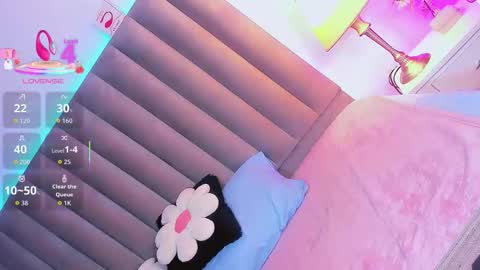 Snapshot of camiigarcia_ chatting on October 24, 10:06 pm CamiiGarcia online show from October 24, 10:06 pm