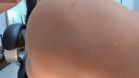 Snapshot of camiilaa1 chatting on January 9, 5:13 am Camila online show from January 9, 5:13 am