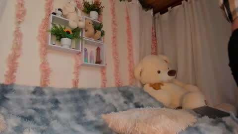 Camii Lopez online show from February 4, 2:06 am