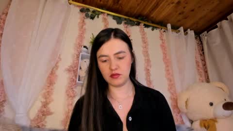 Snapshot of camiilalopee chatting on May 9, 2:17 am Camii Lopez online show from May 9, 2:17 am
