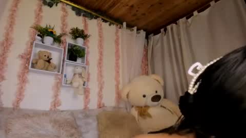 Snapshot of camiilalopee chatting on June 9, 9:15 pm Camii Lopez online show from June 9, 9:15 pm