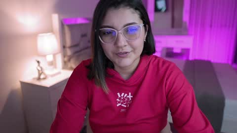 Snapshot of camila_buitrago chatting on December 12, 2:48 am Camila buitrago online show from December 12, 2:48 am