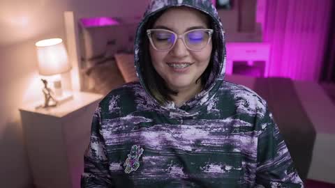 Snapshot of camila_buitrago chatting on December 13, 2:43 am Camila buitrago online show from December 13, 2:43 am