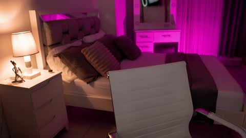 Snapshot of camila_buitrago chatting on February 7, 11:13 pm Camila buitrago online show from February 7, 11:13 pm