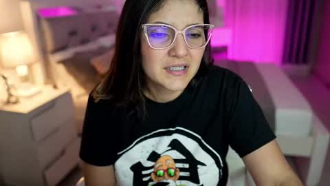 Snapshot of camila_buitrago chatting on February 11, 12:59 am Camila buitrago online show from February 11, 12:59 am