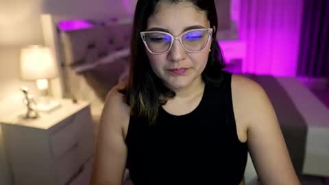 Snapshot of camila_buitrago chatting on February 13, 12:57 am Camila buitrago online show from February 13, 12:57 am