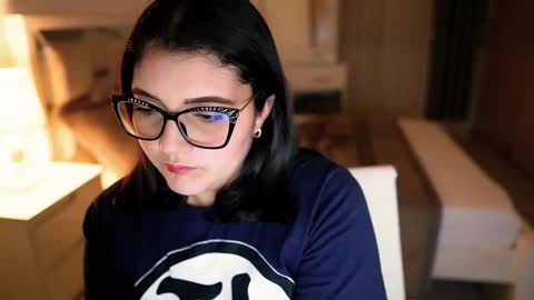 Snapshot of camila_buitrago chatting on September 18, 11:07 pm Camila buitrago online show from September 18, 11:07 pm