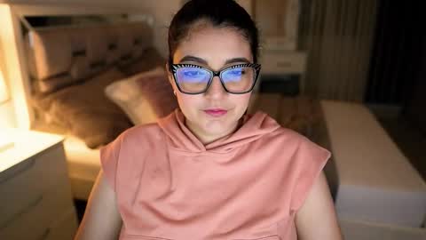 Snapshot of camila_buitrago chatting on October 16, 12:44 am Camila buitrago online show from October 16, 12:44 am