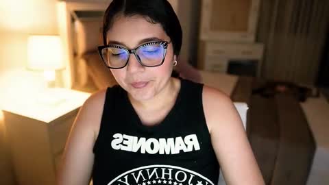 Snapshot of camila_buitrago chatting on November 12, 12:44 am Camila buitrago online show from November 12, 12:44 am