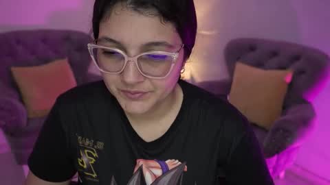 Snapshot of camila_buitrago chatting on November 30, 1:31 am Camila buitrago online show from November 30, 1:31 am