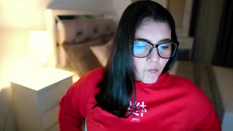 Snapshot of camila_buitrago chatting on January 9, 11:28 pm Camila buitrago online show from January 9, 11:28 pm