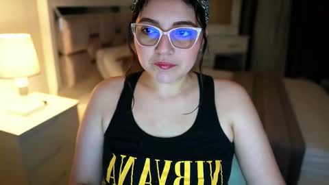 Snapshot of camila_buitrago chatting on February 20, 1:02 am Camila buitrago online show from February 20, 1:02 am