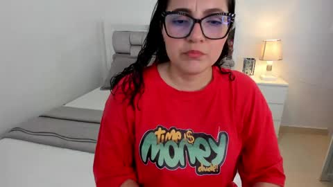 Camila buitrago online show from April 11, 10:47 pm