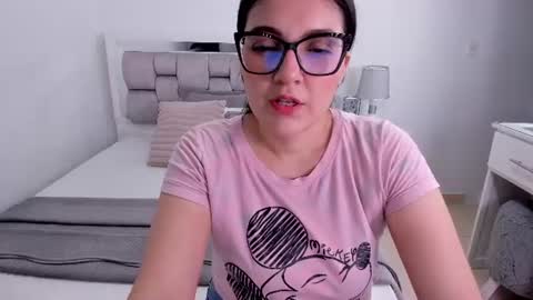Camila buitrago online show from June 27, 1:43 am