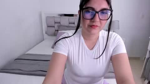 Camila buitrago online show from June 30, 1:28 am