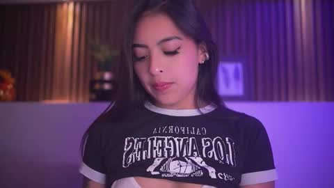 Camila online show from November 25, 4:01 am