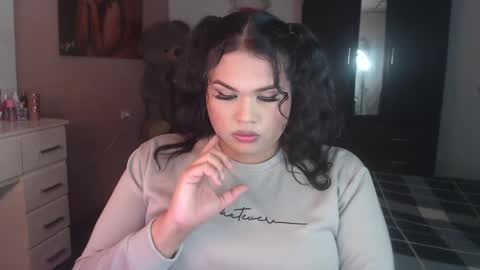 Snapshot of camila_fuenmayor chatting on March 17, 5:00 am online show from March 17, 5:00 am