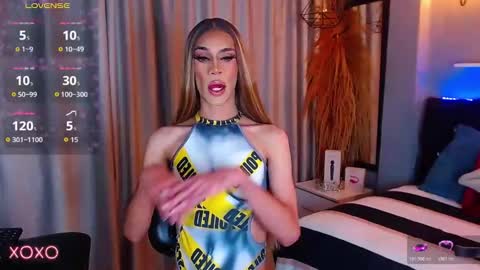 Snapshot of camila_hoottie chatting on November 2, 7:27 pm Camila online show from November 2, 7:27 pm