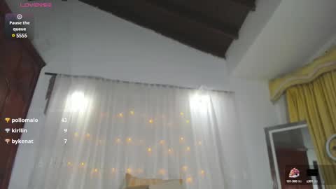 Cami vazques online show from February 3, 11:58 pm