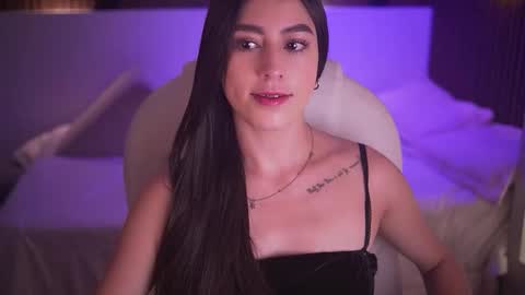 camila_martinez9 online show from November 27, 11:34 am